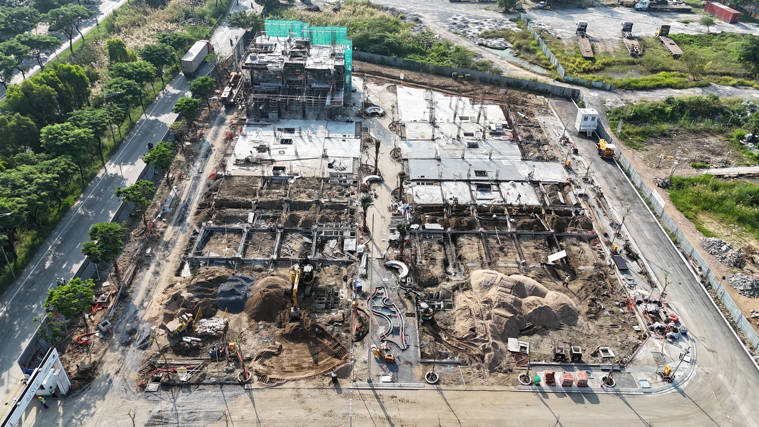 Slider Zone 4: Units C.13 to C.21 are under RC structure works at Levels 1 to 3.