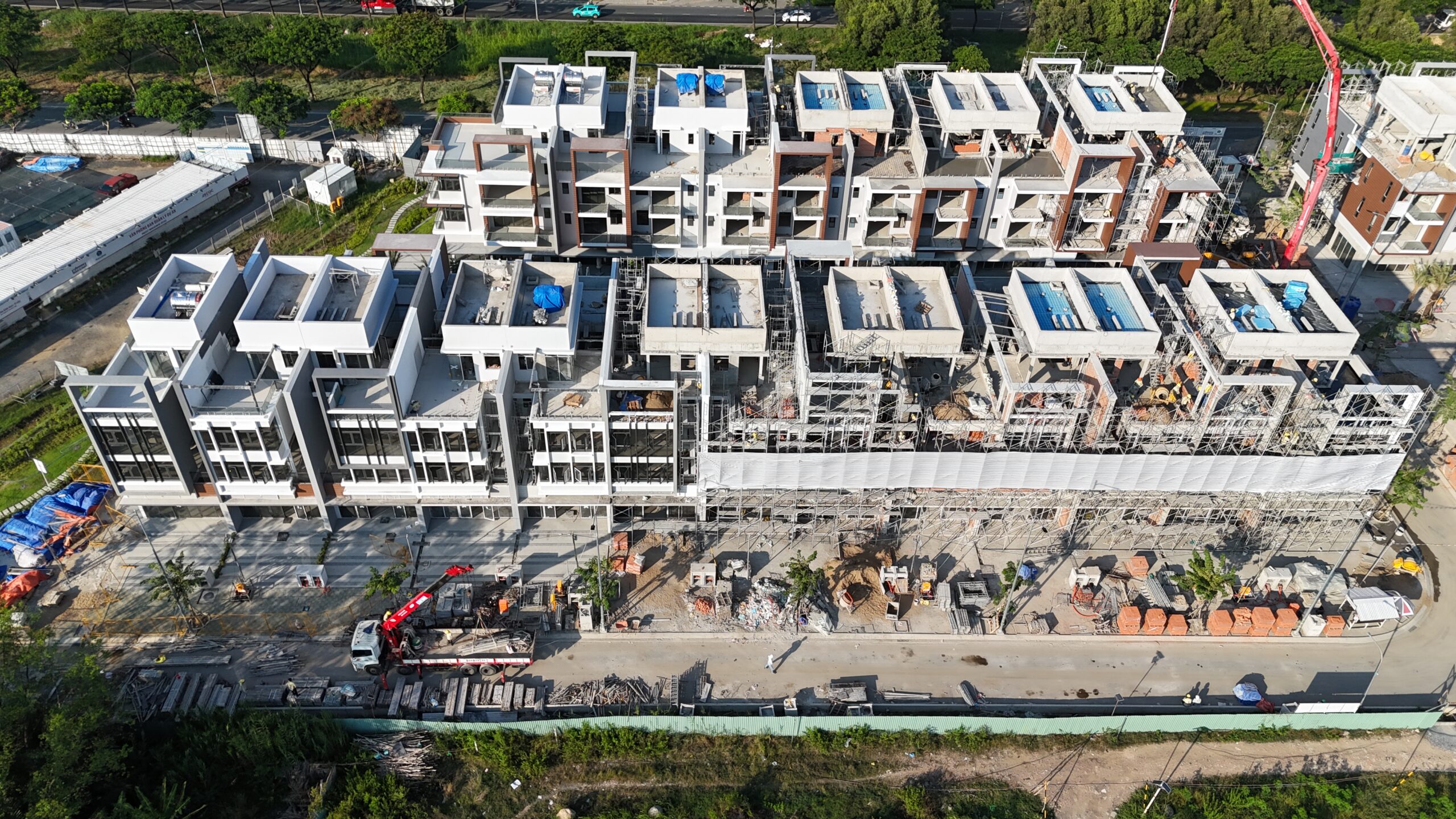 Slider Units C.31 to C.43 from N2 street view.